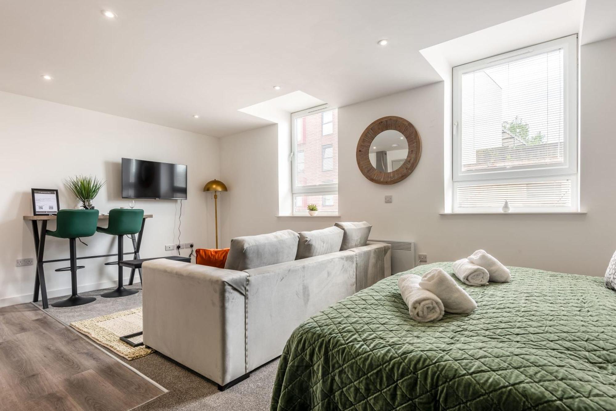 Contemporary 1 Bed Central Rotherham Studio Экстерьер фото