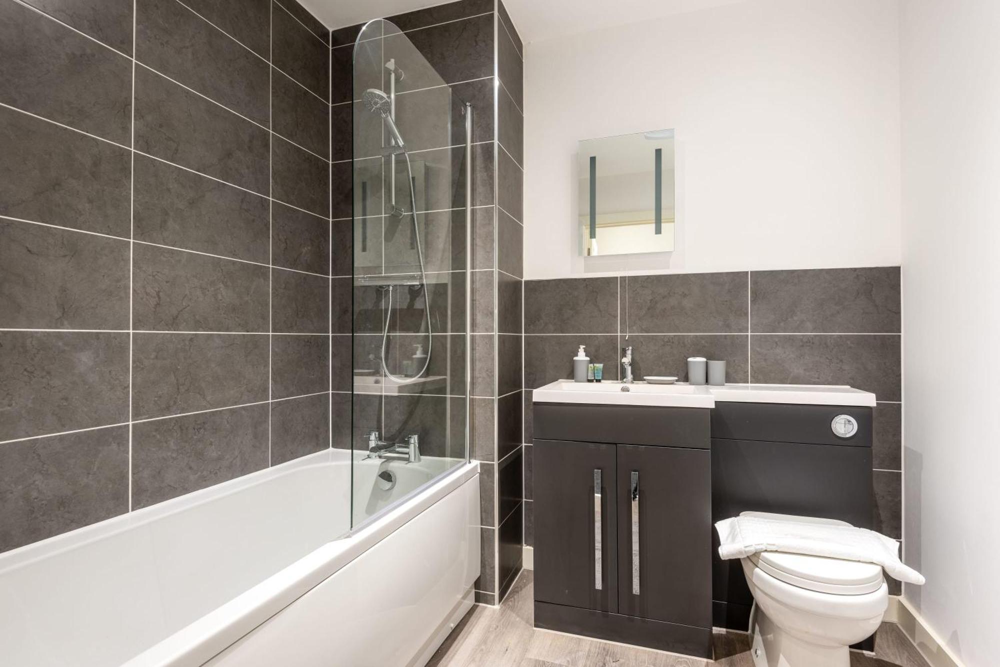 Contemporary 1 Bed Central Rotherham Studio Экстерьер фото